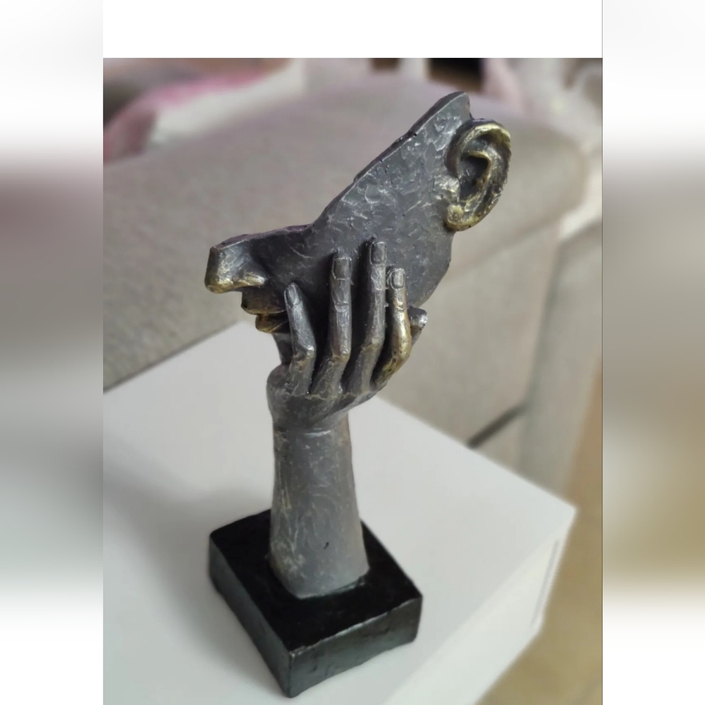 Abstract Modern Thinking Lady Face Hand Sculpture 11" Tall 2 Blue And 1 Dark G‎